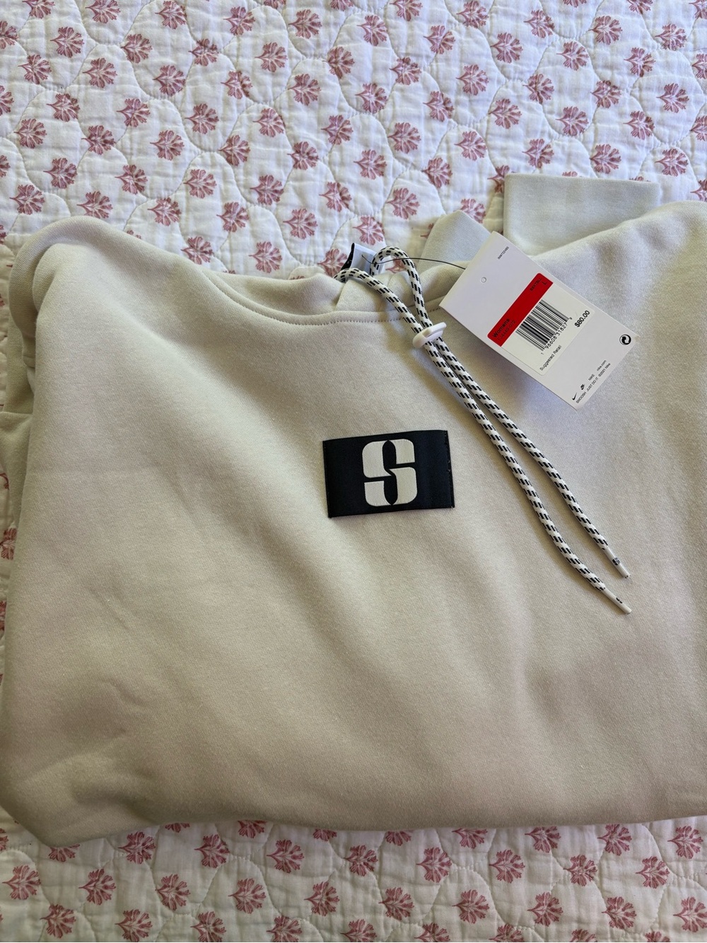 NWT Cream Nike Women’s Basketball Hoodie